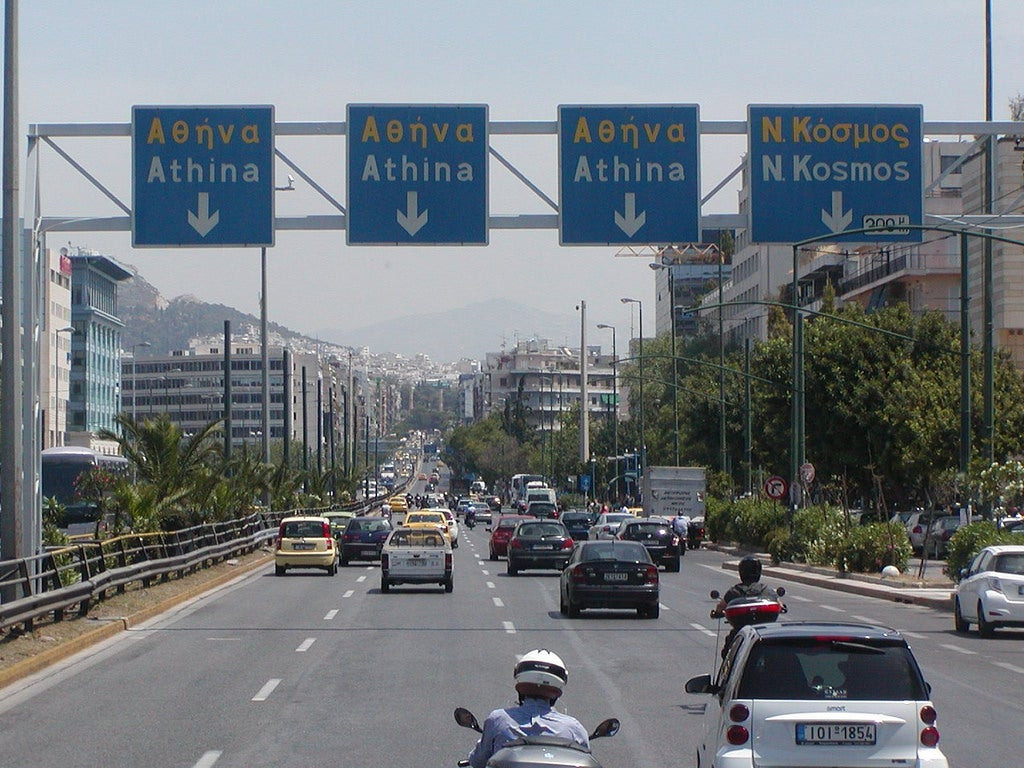 Κυκλοφοριακές ρυθμίσεις στη Συγγρού στο ύψος της Καλλιθέας